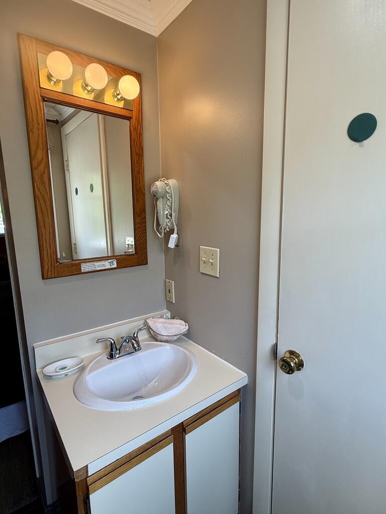 733 Post Road, Unit 105 Wells, ME 04090 - Photo 9 of 24 7ECDFE84-F545-4E44-8B10-85DA1C6BCE2F_1_1