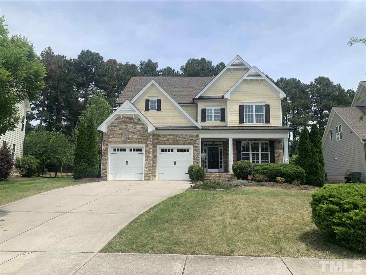 2712 Full Circle Raleigh, NC 27613 - Photo 2 of 3