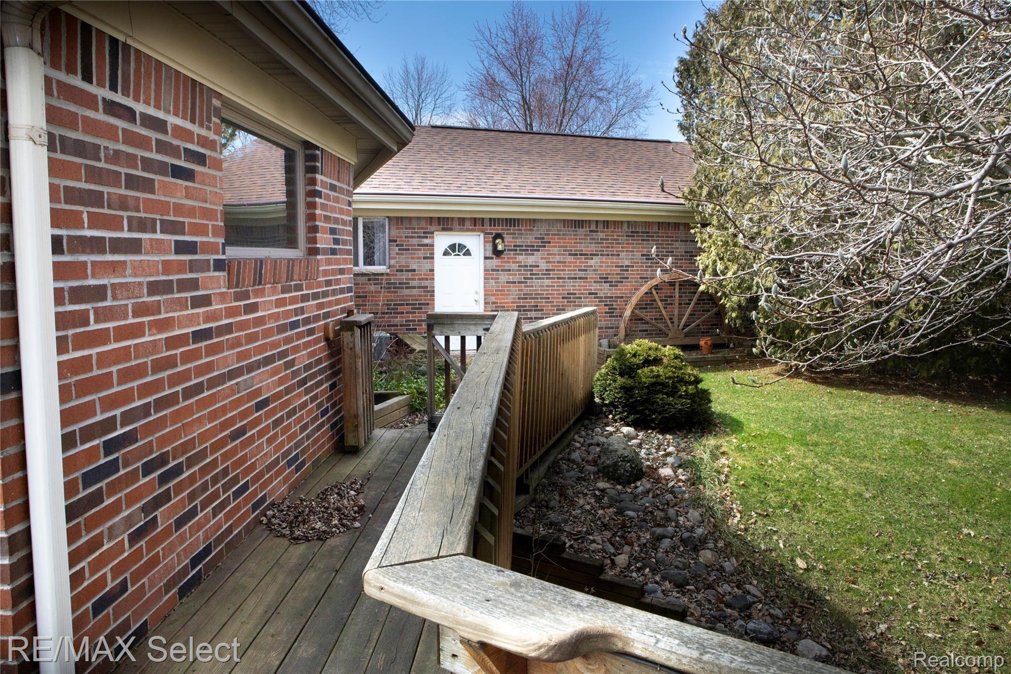 11941 Townline Road Grand Blanc, MI 48439 - Photo 34 of 52 Townline_reshoot_18.JPG