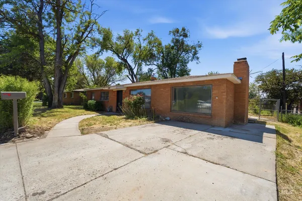 $399,900 | 2519 South Vista Avenue, Boise, ID 83705