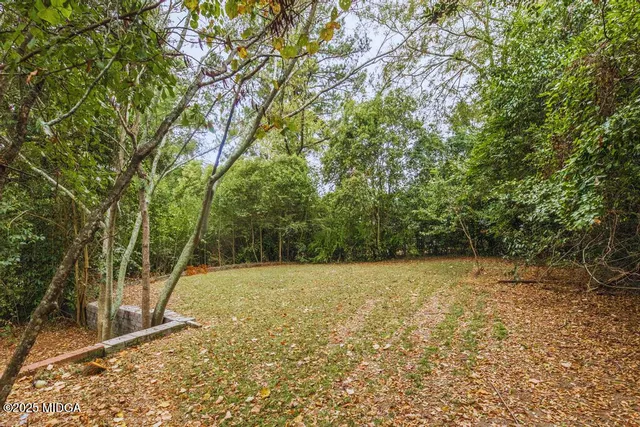 $369,900 | 2956 Malvern Hill Drive, Macon, GA 31204