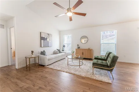 $369,000 | 910 Boulder Crest Court, Eureka, MO 63025