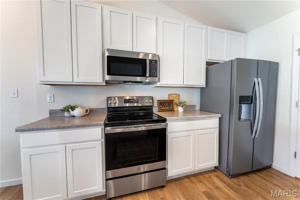 $370,000 | 910 Boulder Crest Court, Eureka, MO 63025