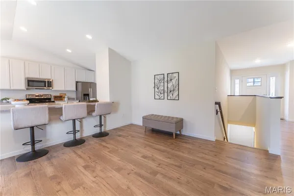 $370,000 | 910 Boulder Crest Court, Eureka, MO 63025