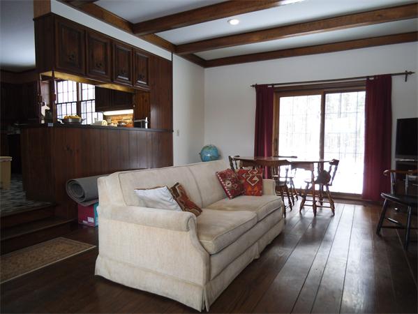 331 Strong Street Amherst, MA 01002 - Photo 2 of 28 Gallery Image 2