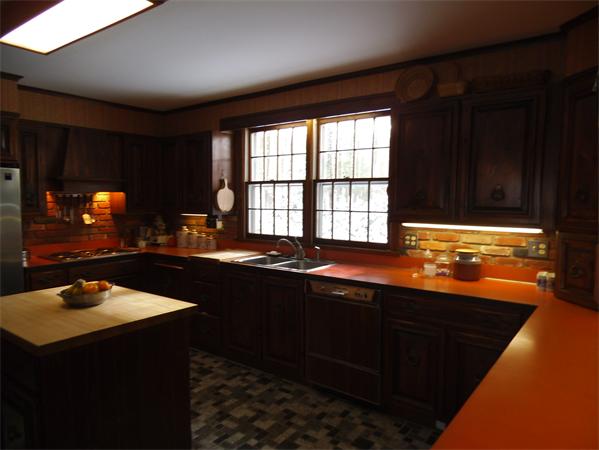331 Strong Street Amherst, MA 01002 - Photo 6 of 28 Gallery Image 6