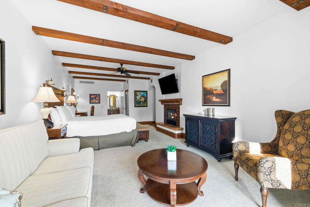 7323 Estrella De Mar Road, Unit 36 Carlsbad, CA 92009 - Photo 11 of 57