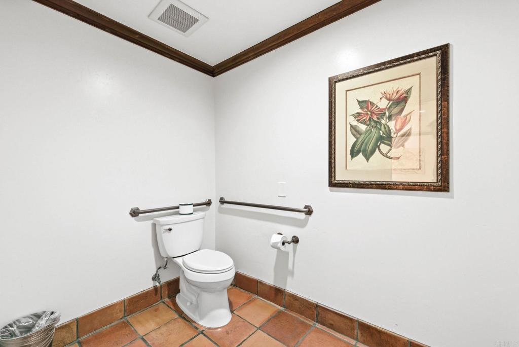 7323 Estrella De Mar Road, Unit 36 Carlsbad, CA 92009 - Photo 21 of 57