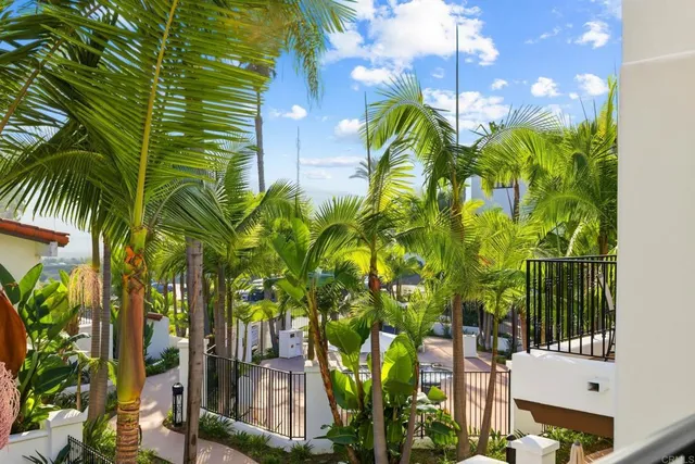 $435,000 | 7323 Estrella De Mar Road, Unit 36, Carlsbad, CA 92009