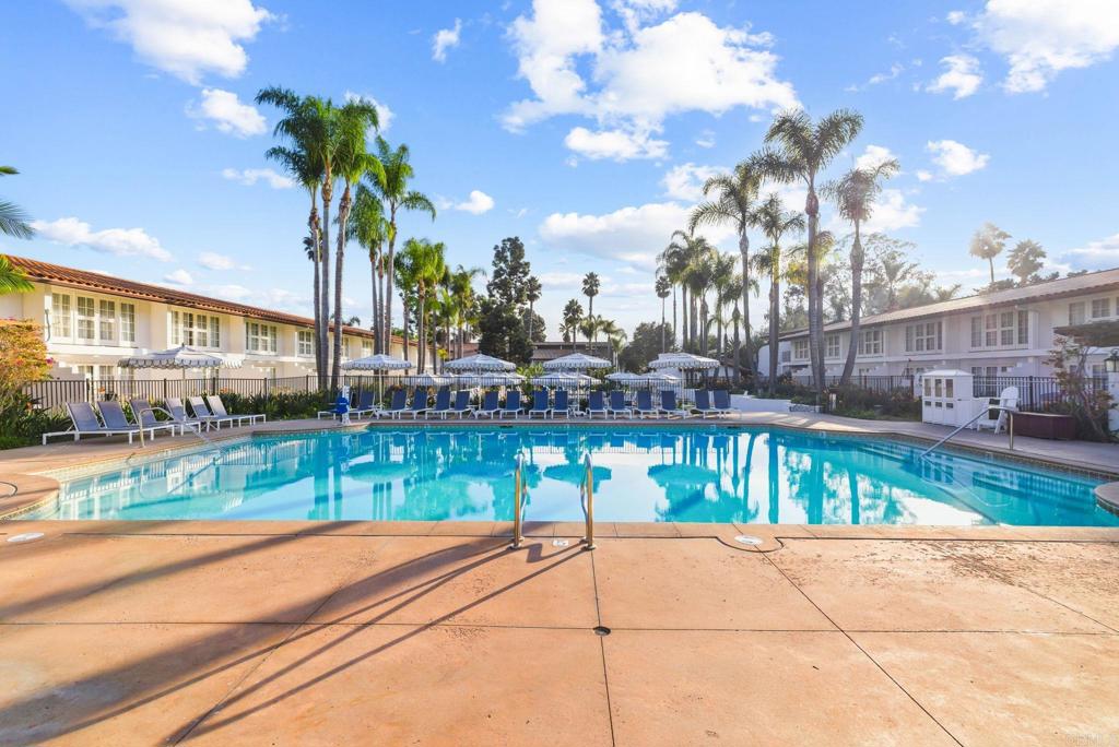 7323 Estrella De Mar Road, Unit 36 Carlsbad, CA 92009 - Photo 33 of 57