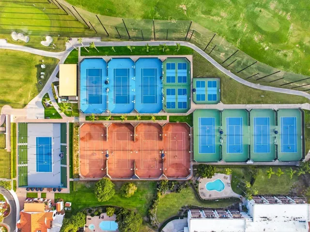 $435,000 | 7323 Estrella De Mar Road, Unit 36, Carlsbad, CA 92009