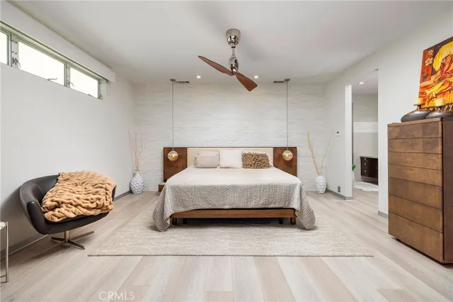 $2,990,000 | 29 West Neapolitan Lane, Long Beach, CA 90803