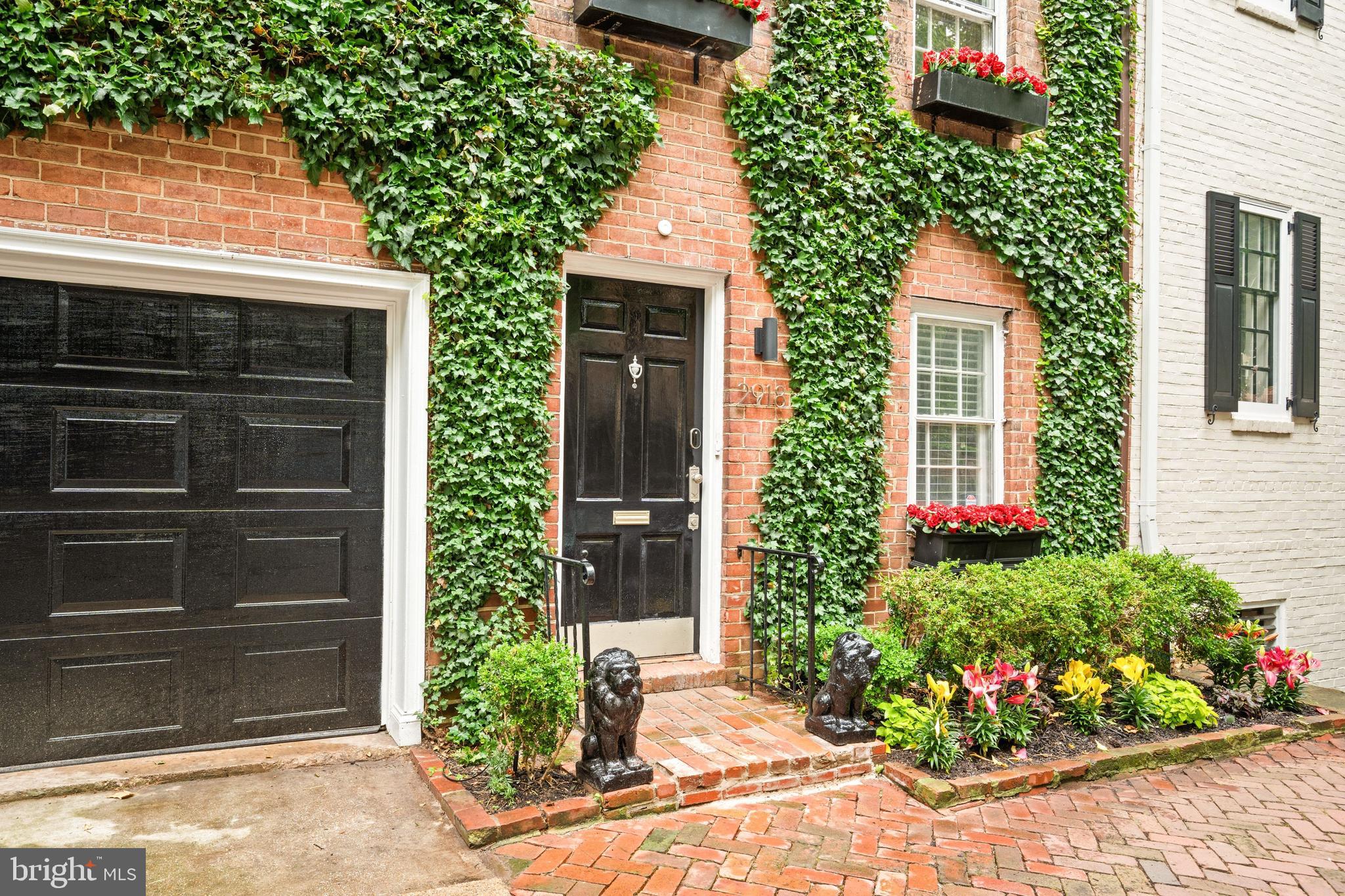 2918 O Street Northwest Washington, DC 20007 - Photo 2 of 26