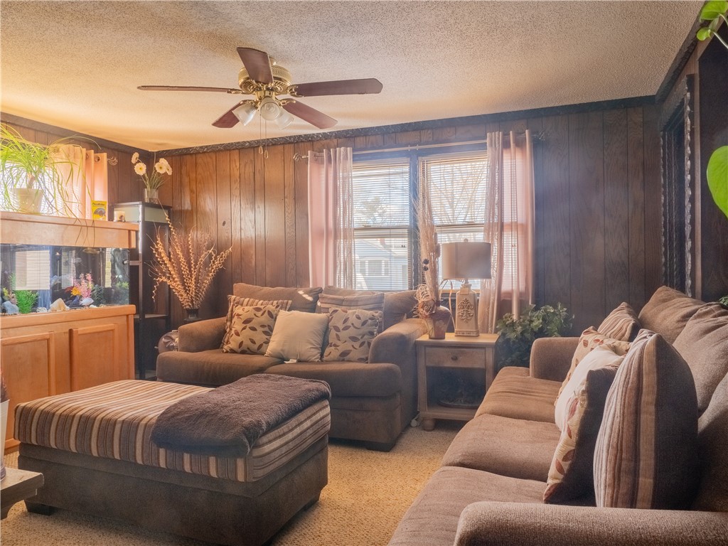 64 Amherst Road Warwick, RI 02889 - Photo 6 of 30