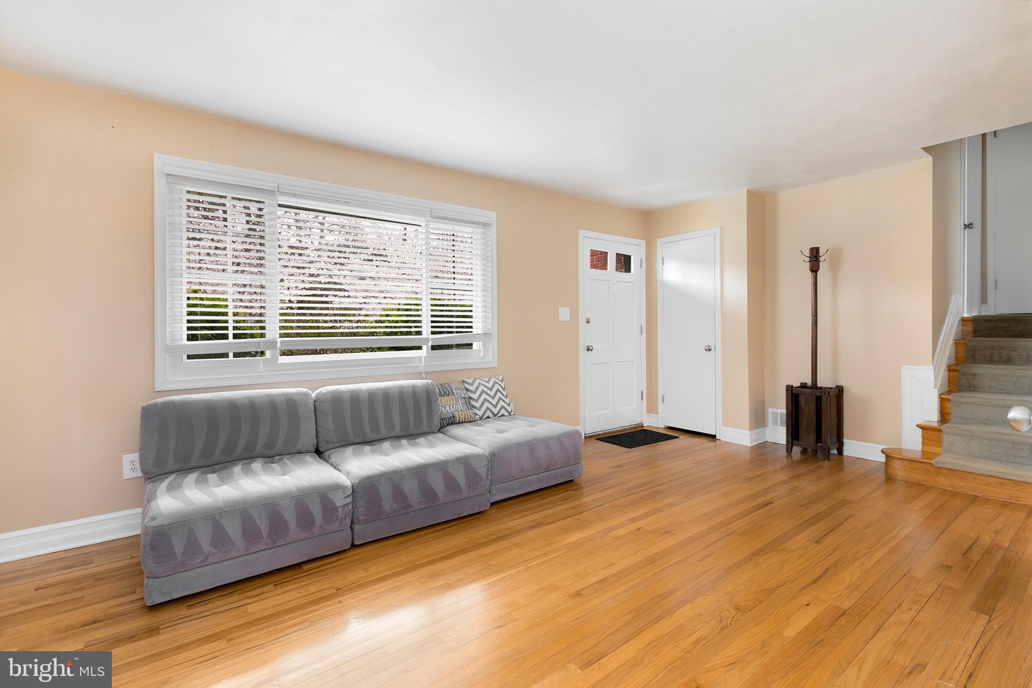 5318 Richenbacher Avenue Alexandria, VA 22304 - Photo 5 of 33 Gallery Image 5