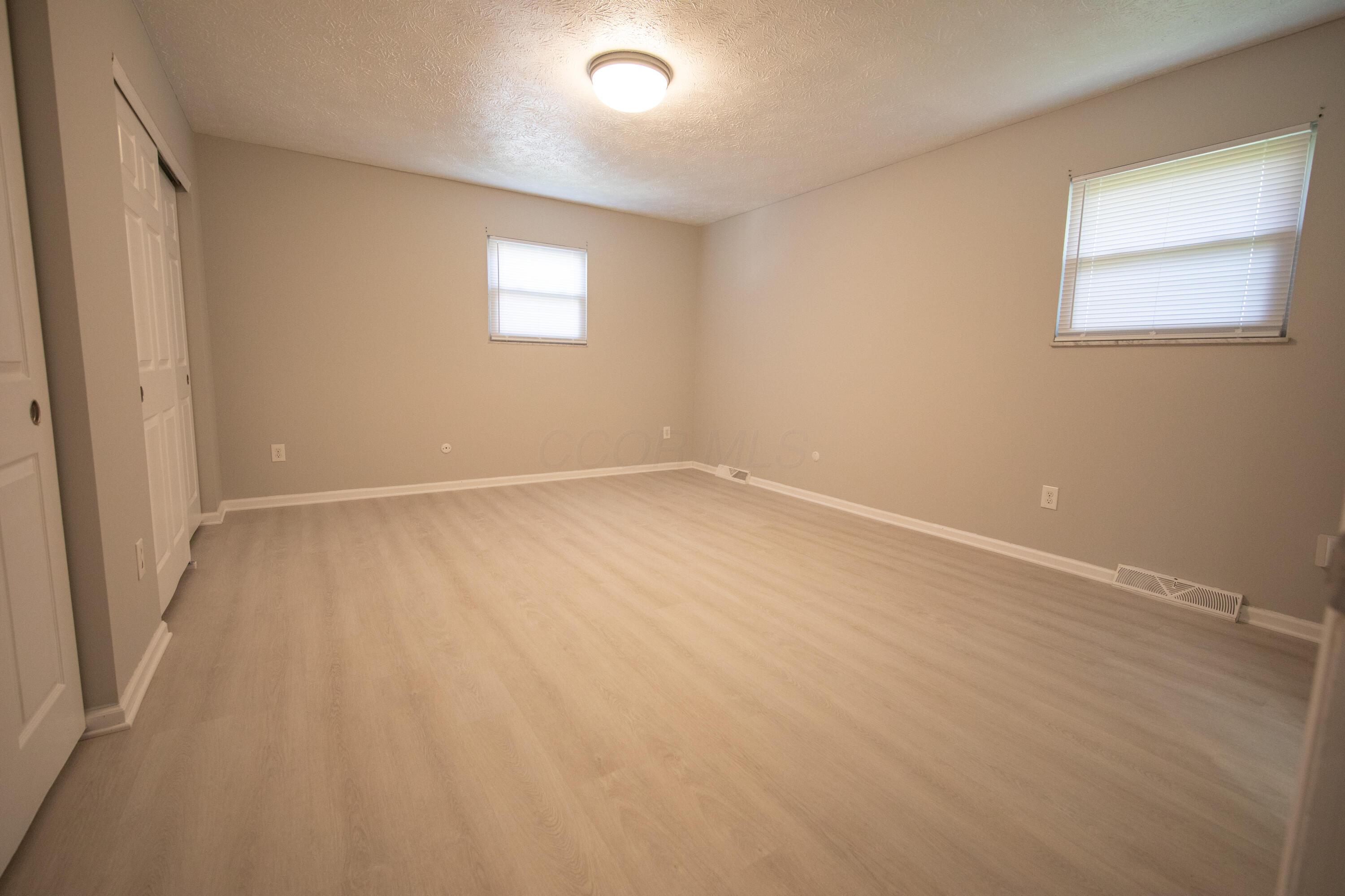 2114 Baldwin Road Reynoldsburg, OH 43068 - Photo 18 of 34 Master Bed