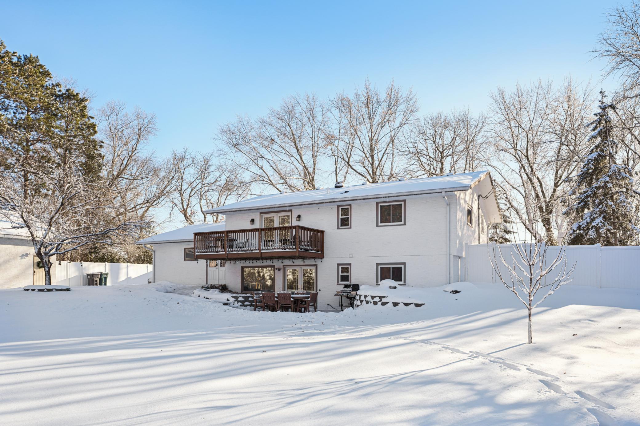 677 Highway 96 West Shoreview, MN 55126 - Photo 13 of 77