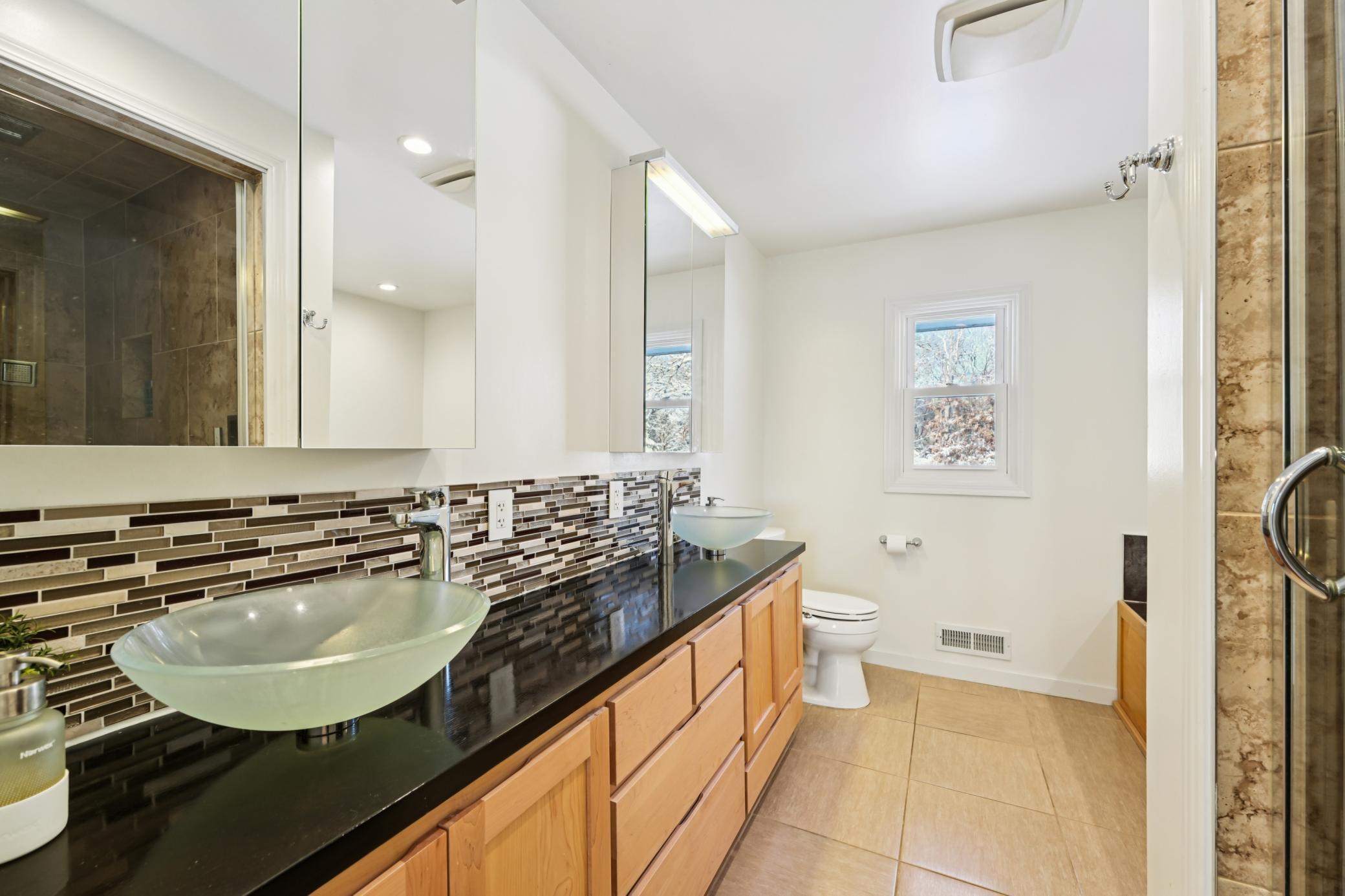 677 Highway 96 West Shoreview, MN 55126 - Photo 28 of 77