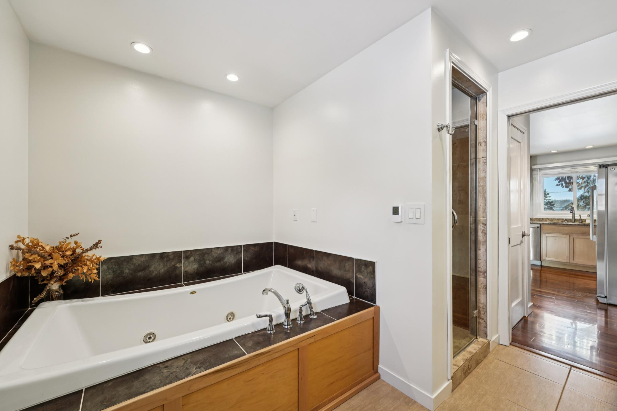 677 Highway 96 West Shoreview, MN 55126 - Photo 29 of 77