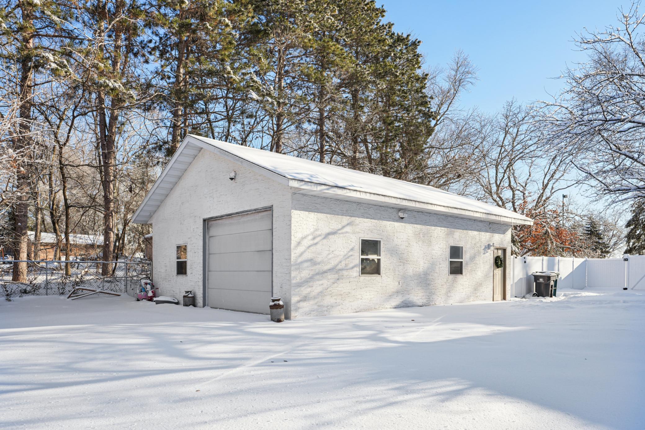 677 Highway 96 West Shoreview, MN 55126 - Photo 43 of 77