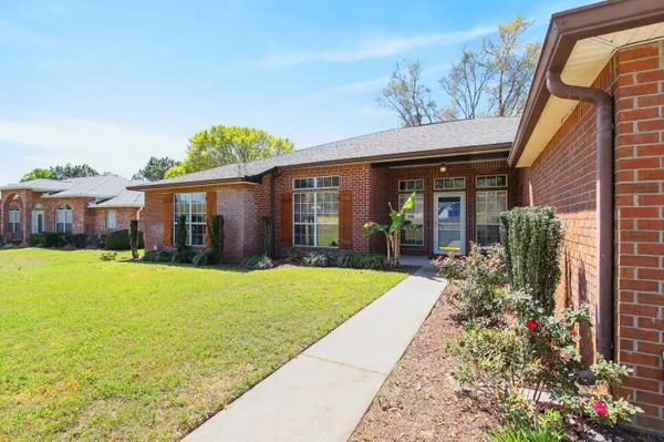$2,250 | 1249 Northview Drive, Crestview, FL 32536