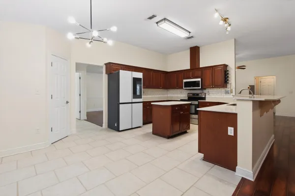 $2,250 | 1249 Northview Drive, Crestview, FL 32536