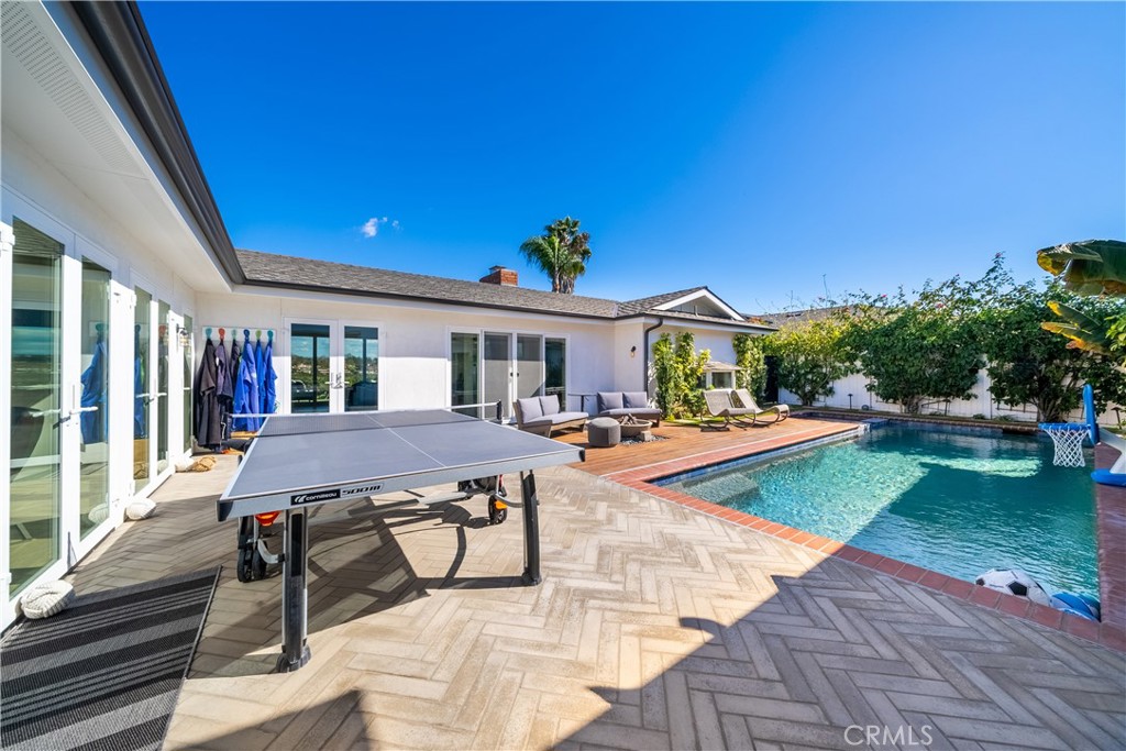 1700 Galaxy Drive Newport Beach, CA 92660 - Photo 5 of 47