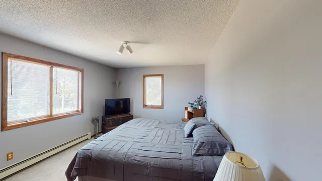 $239,900 | 2418 West Main Street, Albert Lea, MN 56007