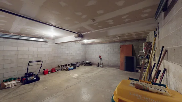 $239,900 | 2418 West Main Street, Albert Lea, MN 56007