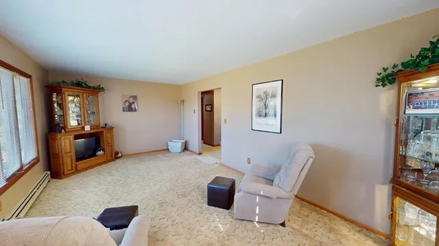 $239,900 | 2418 West Main Street, Albert Lea, MN 56007