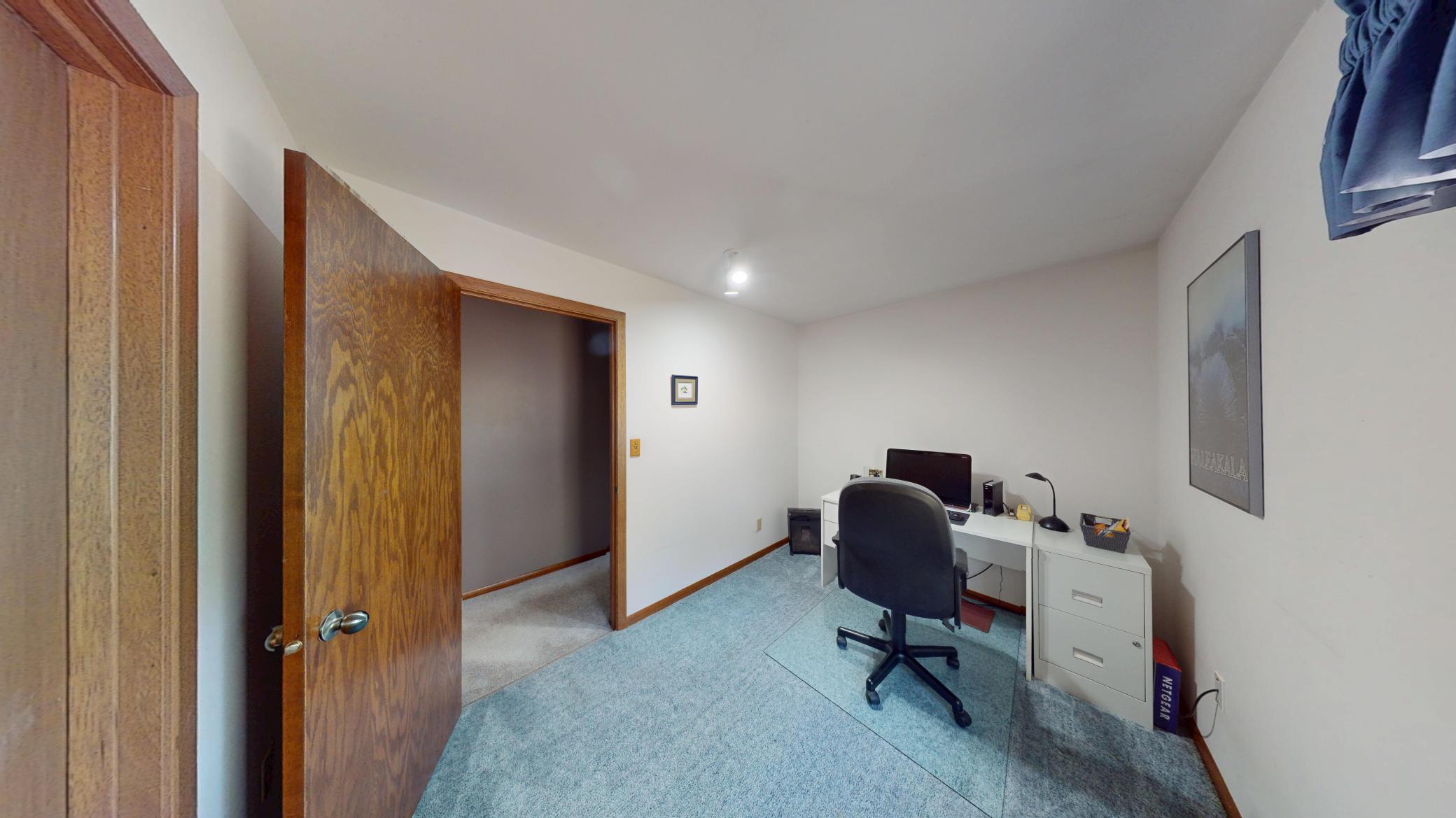 2418 West Main Street Albert Lea, MN 56007 - Photo 10 of 37