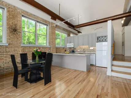 $550,000 | 5823 North Ravenswood Avenue, Unit 106, Chicago, IL 60660