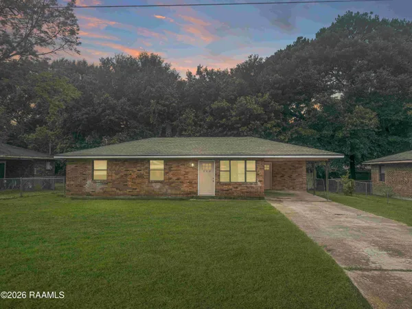 $1,250 | 113 Raceway Street, Carencro, LA 70520