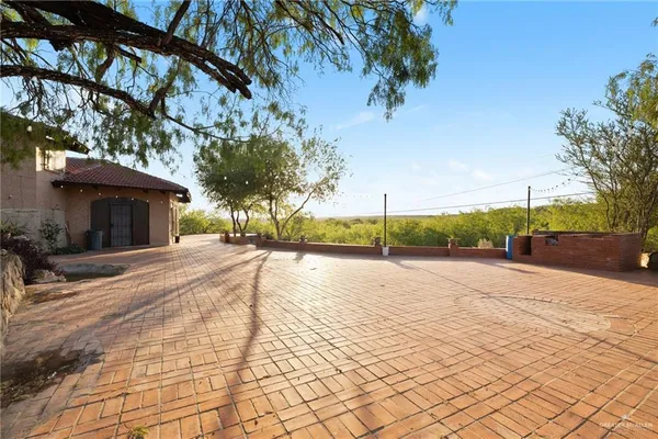 $670,000 | 44 San Julian Road, Roma, TX 78584