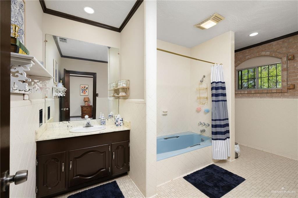 44 San Julian Road Roma, TX 78584 - Photo 15 of 40