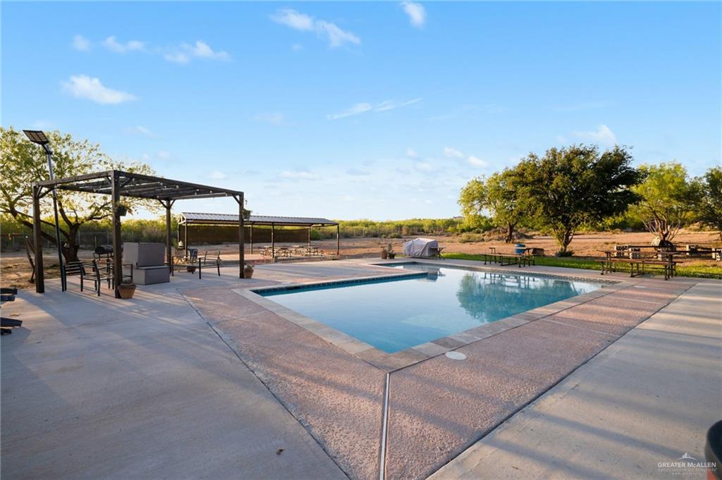 44 San Julian Road Roma, TX 78584 - Photo 6 of 40