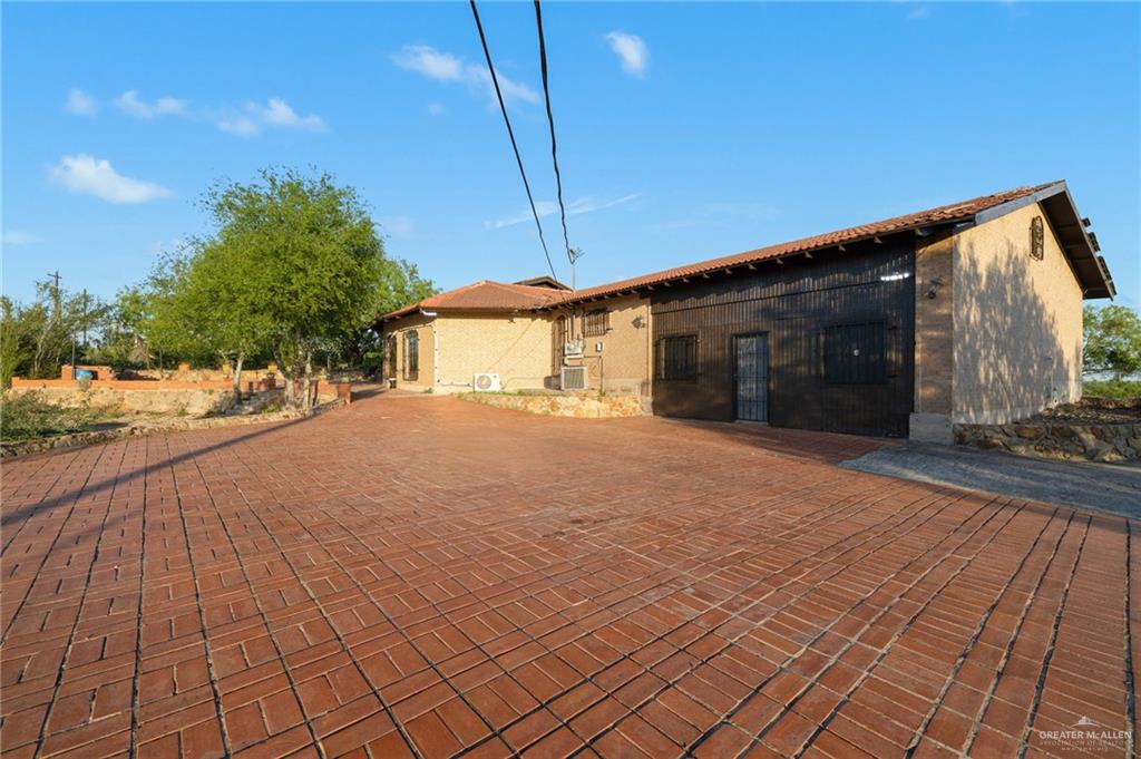 44 San Julian Road Roma, TX 78584 - Photo 9 of 40