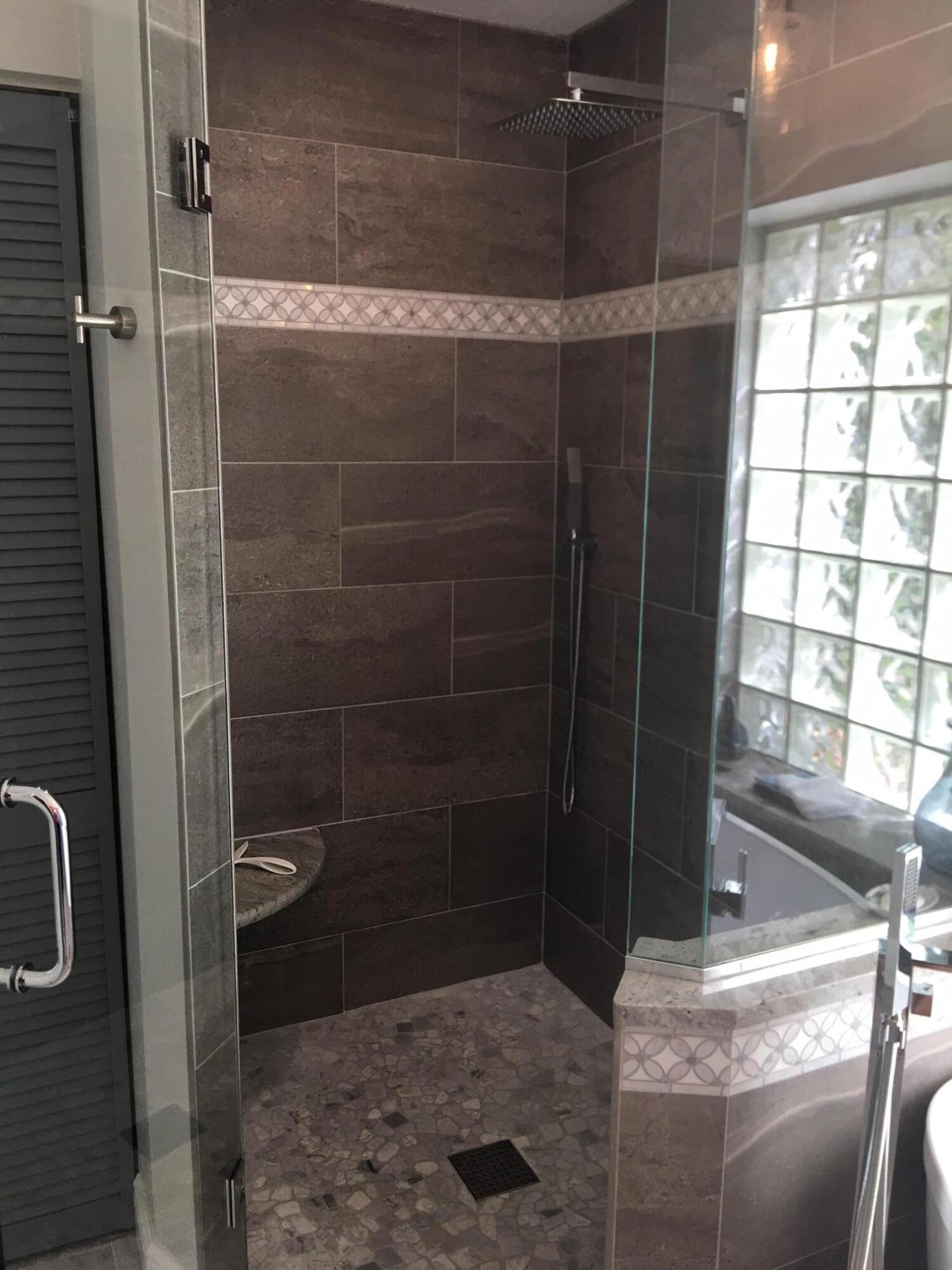 5597 Southeast Major Way Stuart, FL 34997 - Photo 21 of 53 Shower