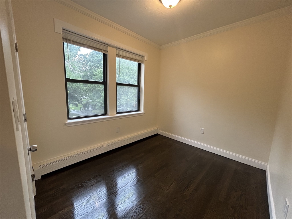 435 Walnut Avenue, Unit 6 Boston, MA 02119 - Photo 9 of 12