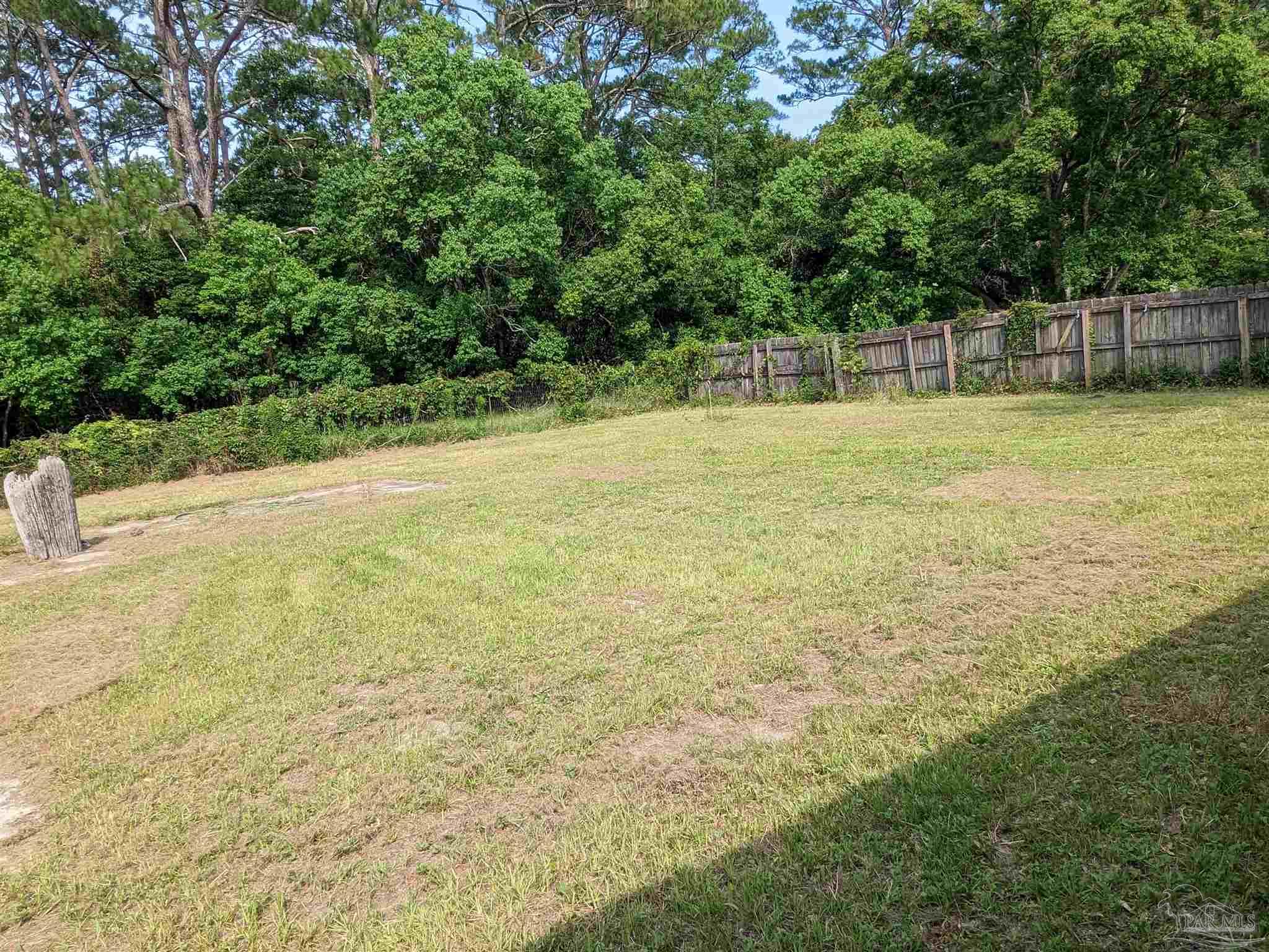 2430 Dog Track Road Pensacola, FL 32506 - Photo 12 of 14
