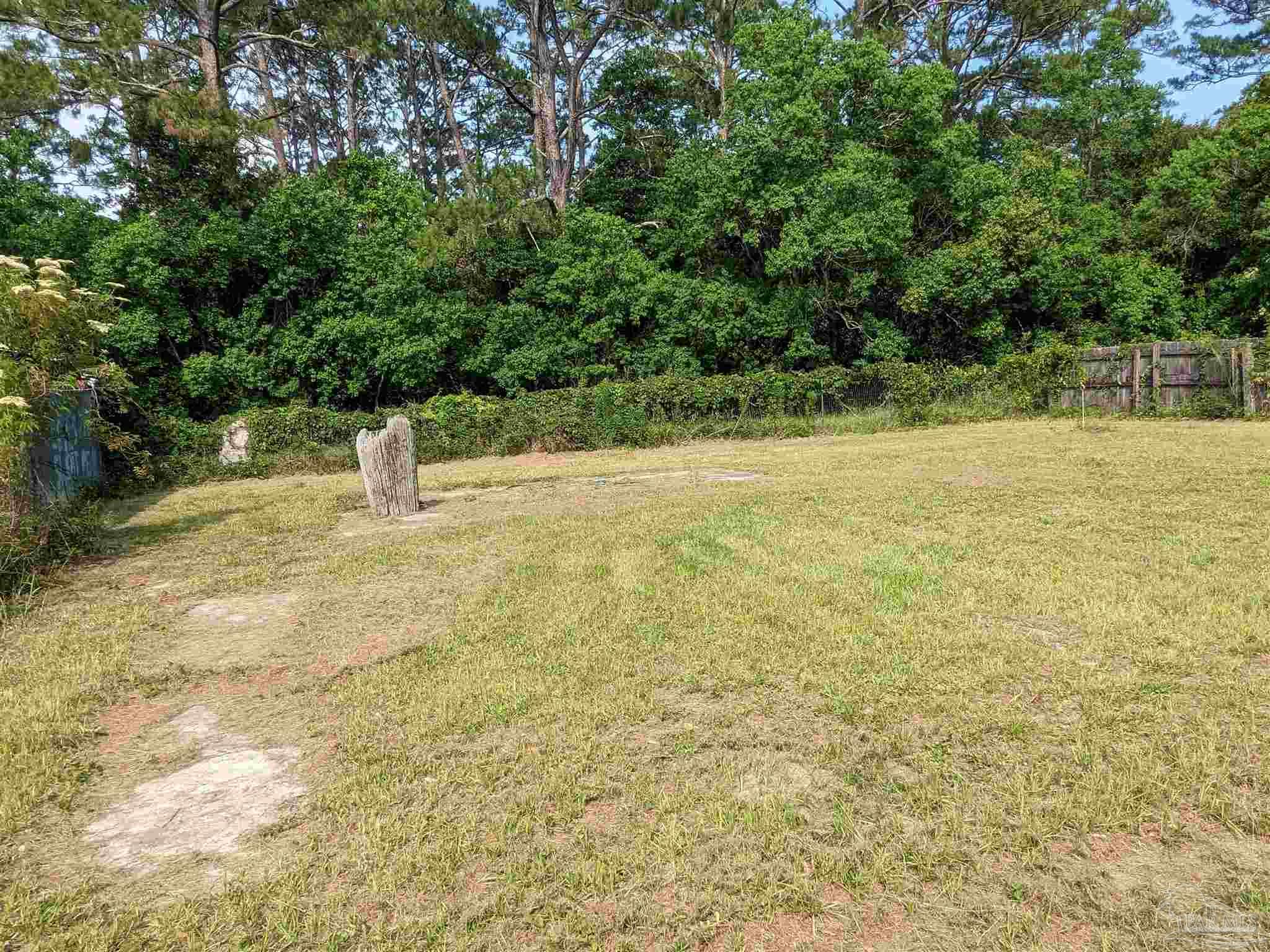 2430 Dog Track Road Pensacola, FL 32506 - Photo 13 of 14