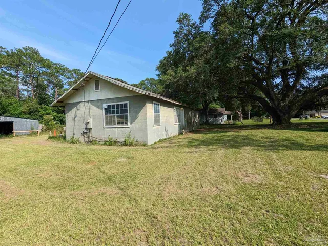 $189,000 | 2430 Dog Track Road, Pensacola, FL 32506