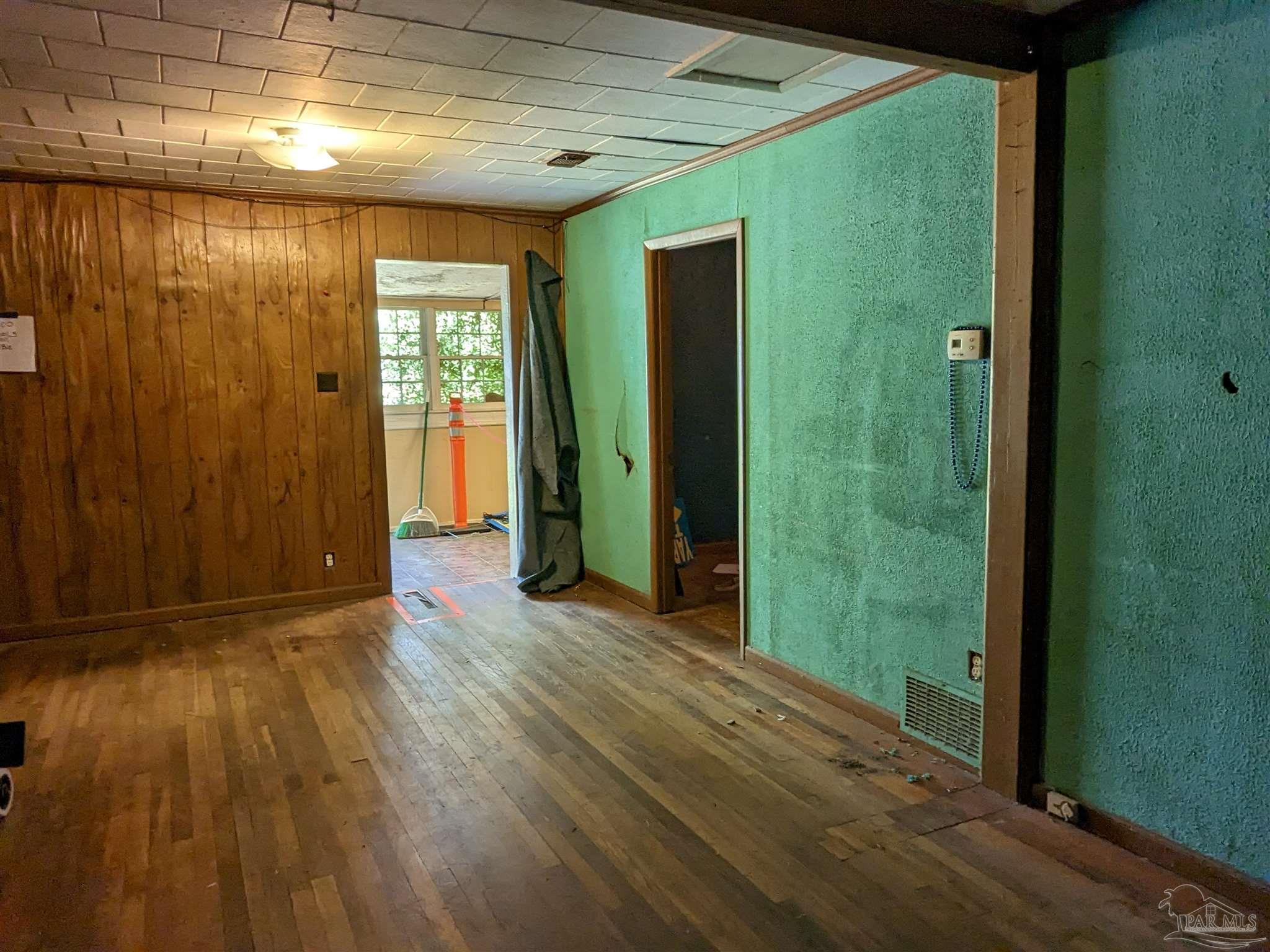 2430 Dog Track Road Pensacola, FL 32506 - Photo 8 of 14