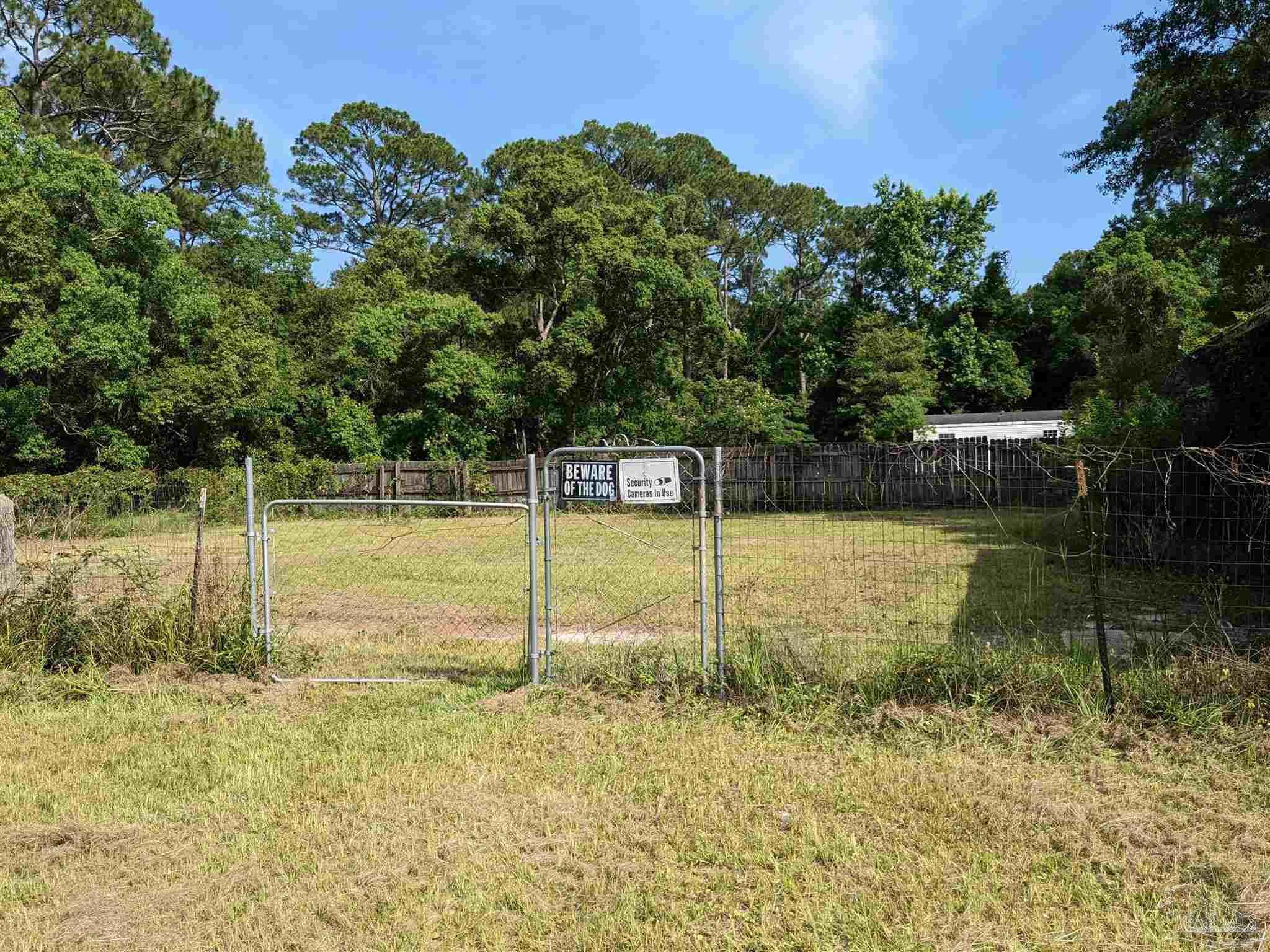 2430 Dog Track Road Pensacola, FL 32506 - Photo 10 of 14