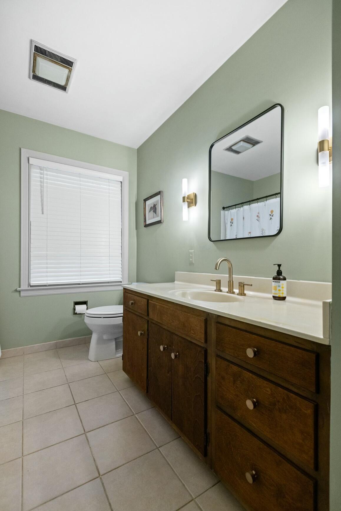 1102 Crown Point Road West Signal Mountain, TN 37377 - Photo 24 of 55 tempImageLFg2e7