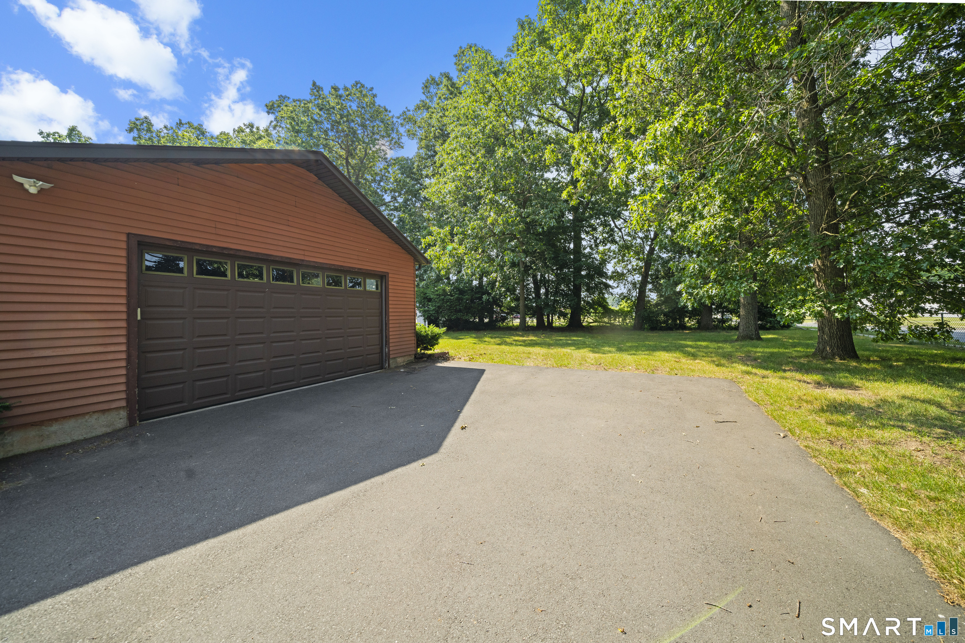 2 Sparkle Street Enfield, CT 06082 - Photo 4 of 32 Side loading garage