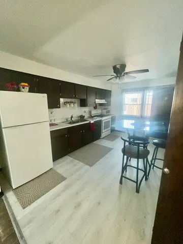 $1,400 | 1601 Downs Drive, Unit 3S, Calumet City, IL 60409