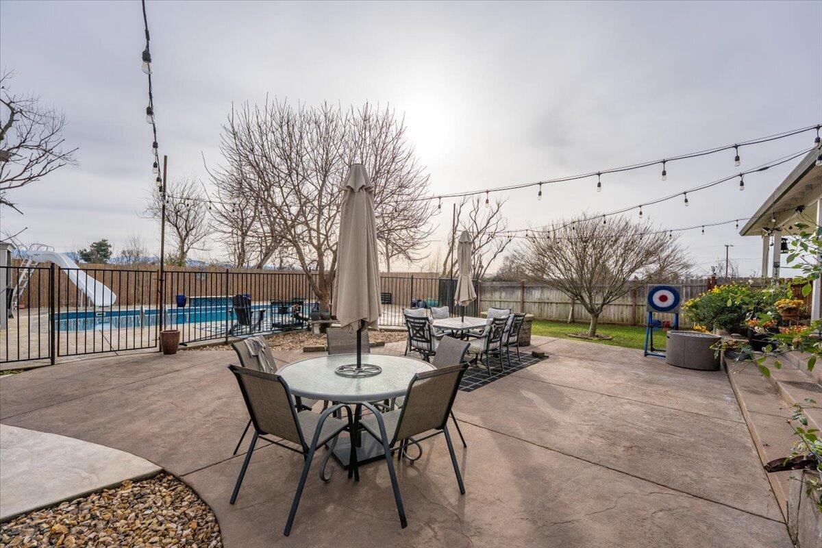 22099 Concept Way Anderson, CA 96007 - Photo 44 of 68 Patio