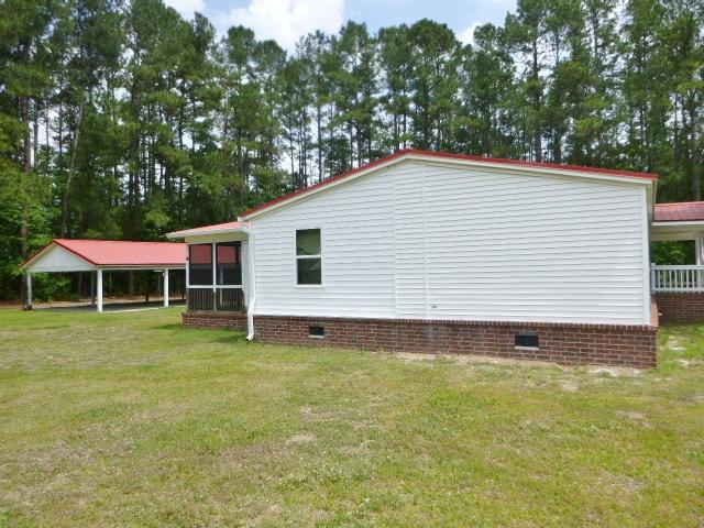 383 Old Grade Road Moncks Corner, SC 29461 - Photo 23 of 34 383 Old Grade Rd (31)