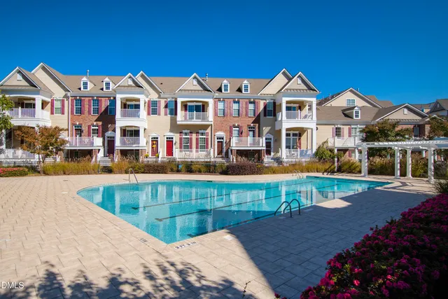 $420,000 | 10321 Sablewood Drive, Unit 108, Raleigh, NC 27617